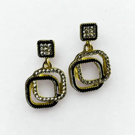 Trendy hoop earring